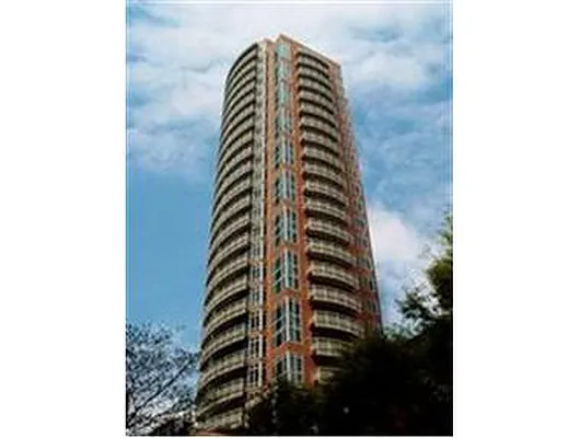 Rented by Douglas Elliman | media 33