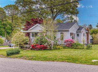 34 Weichers Ave, Ronkonkoma, NY 11779