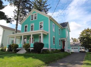 32 Mallory St, Danbury, CT 06810
