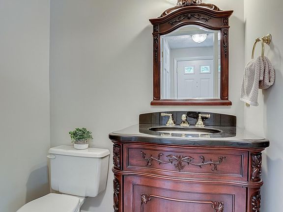 1630 Sierra Woods Dr Reston Va 20194, Empire Rosette Bathroom Vanity Unit