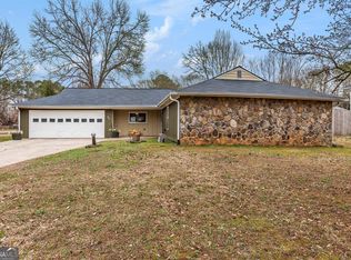 3945 Glenaire Ct, Duluth, GA 30096