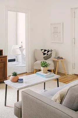 Rented by Metro Prop NY Corp | media 4