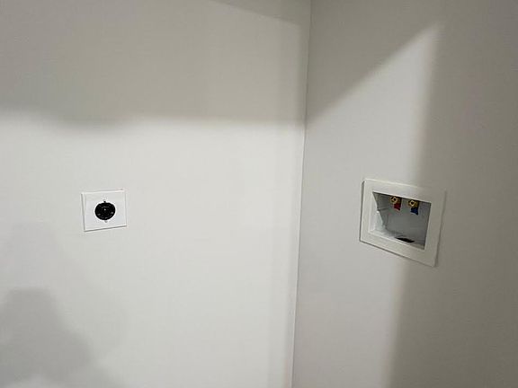 5th image of 112 Godwin Ave