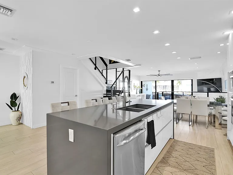 1035 Boca Cove Ln — Photo 12