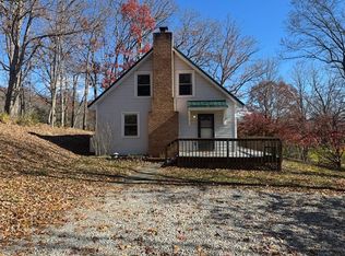 482 Walton Rd, Radford, VA 24141