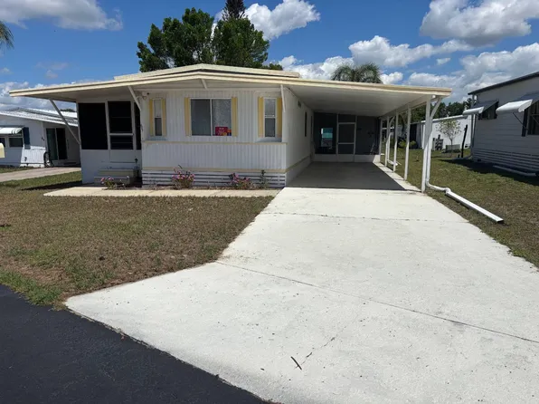 65 Juniper Dr E, Dundee, FL 33838