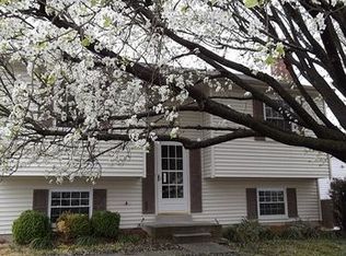 10811 Devlin Dr, Upper Marlboro, MD 20772