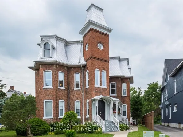 116 King St #5, Quinte West, ON K8V 3W3