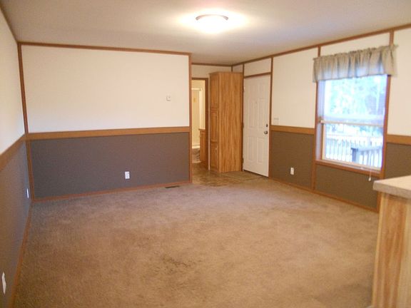 2nd image of 3700 28th St Lot 128