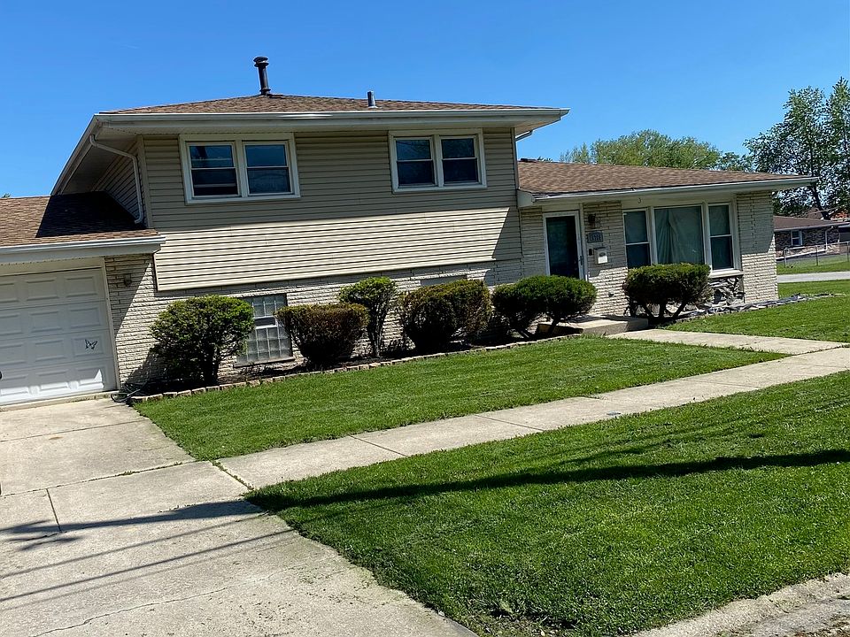 1st image of 15760 Church Dr