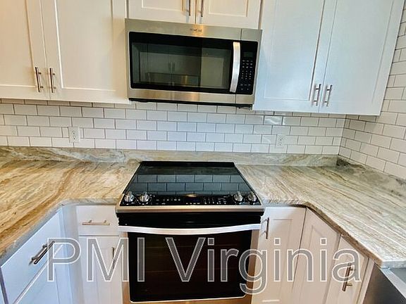 5th image of 543 W 20th St APT 105