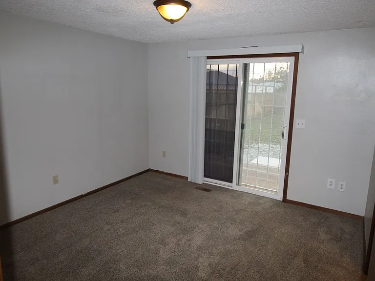 6903 N Cincinnati St — Photo 20