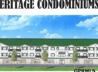 7005 S Unit 74 St, La Vista, NE 68128