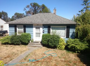 9824 32nd Ave SW, Seattle, WA 98126