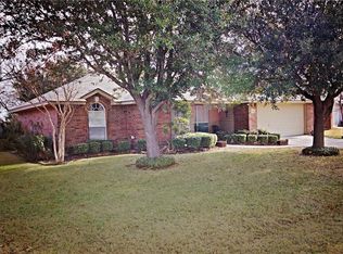 308 Meadow Ridge Dr, Venus, TX 76084