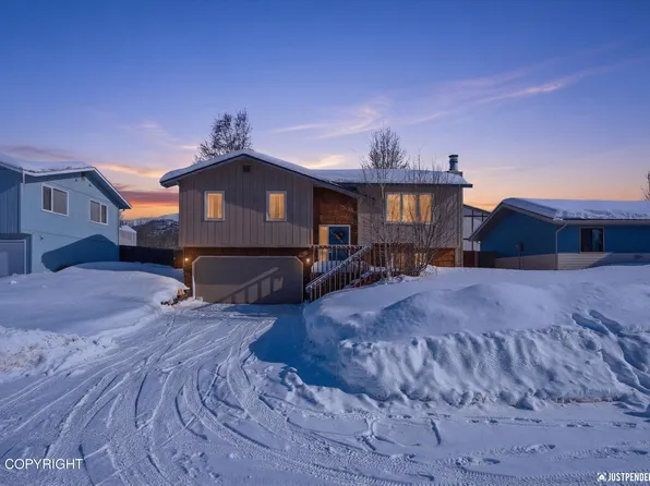 12413 Winter Park Cir, Eagle River, AK 99577