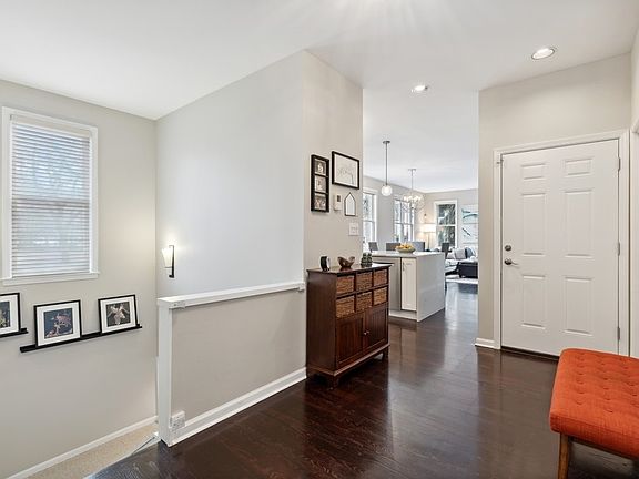 2nd image of 1048 W Lill Ave #1