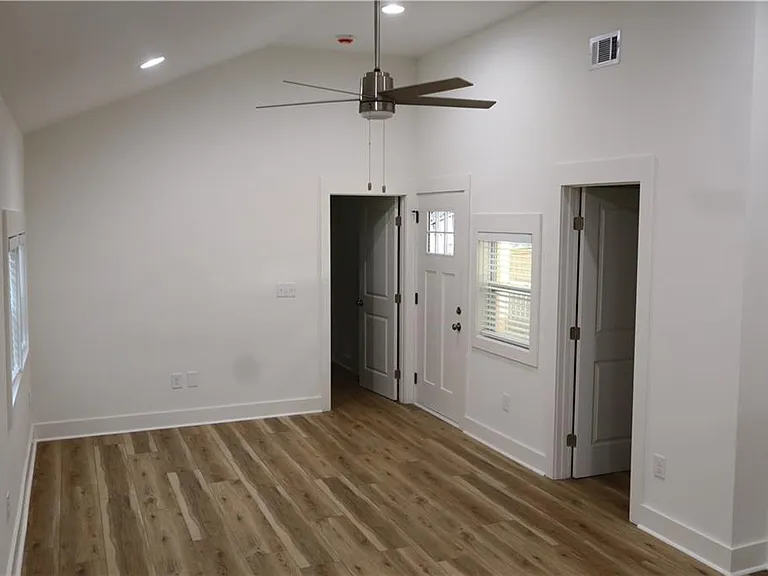 5120 Railroad Ave — Photo 18