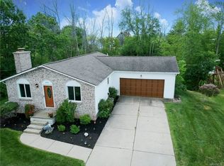 1678 Fix Rd, Grand Island, NY 14072