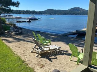 40269 Sunnyside Beach Rd, Loon Lake, WA 99148