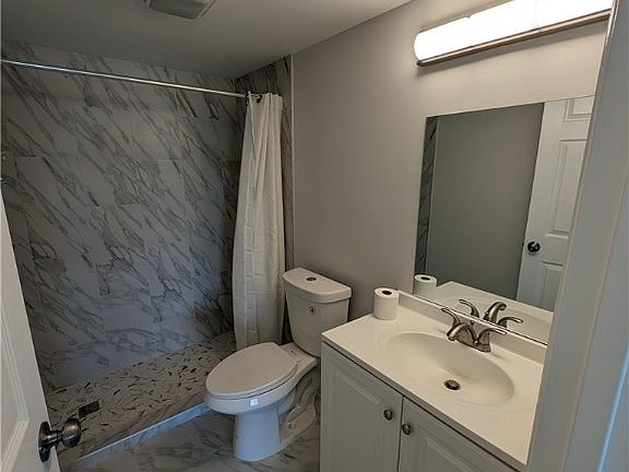 5th image of 21287 Gertrude Ave APT 102