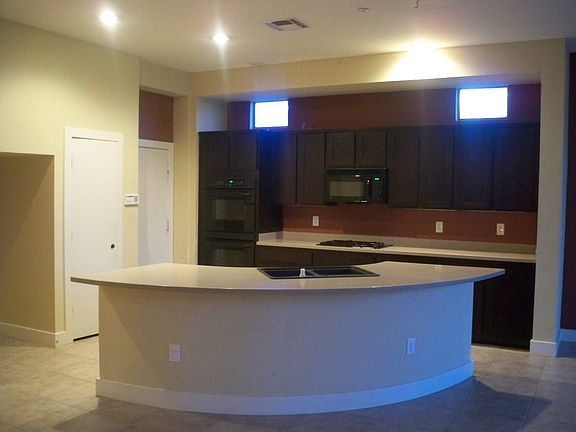 3rd image of 228 Frapuccino Ave