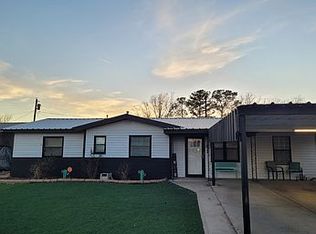 722 N Poplar St, Kermit, TX 79745