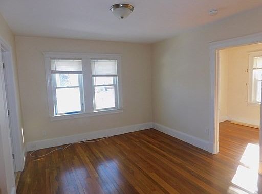 2nd image of 483 Newport Ave APT 7