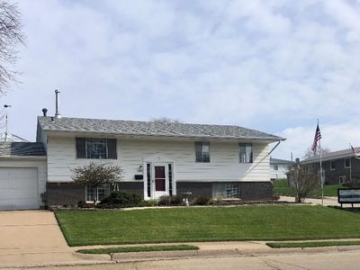 2529 Marywood Dr, Dubuque, IA, 52001