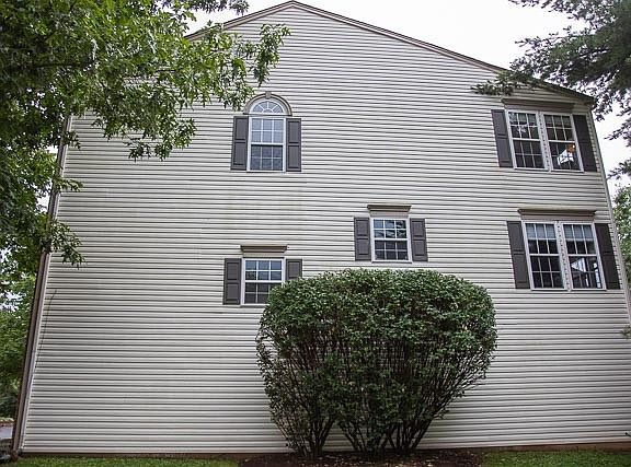 2nd image of 667 Huffine Manor Cir