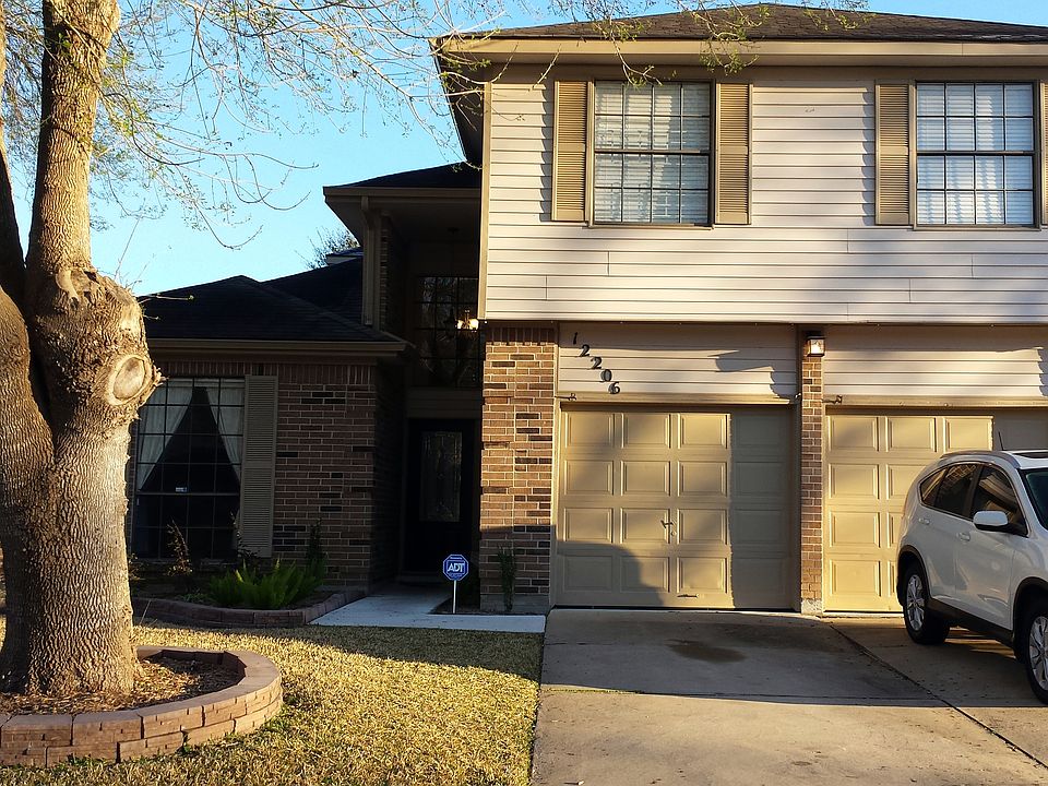 1st image of 12206 Brook Meadows Ln