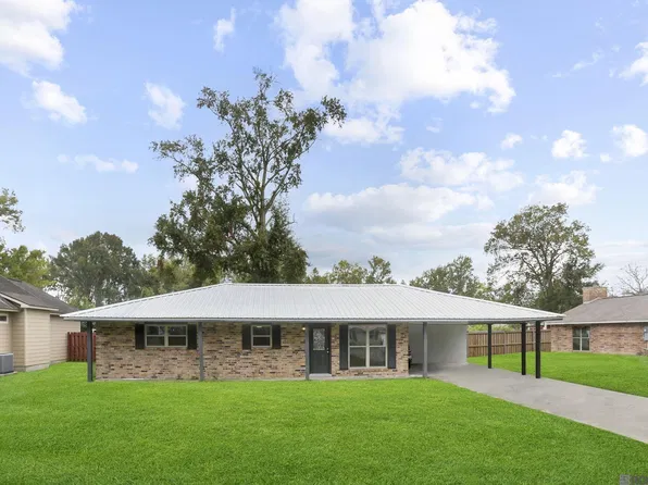 40449 Kathy St, Gonzales, LA 70737