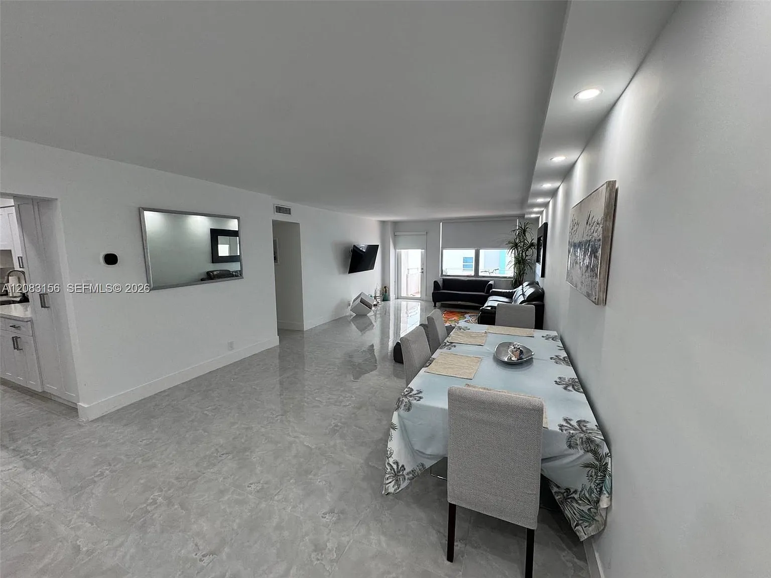 Four Winds Condo — Photo 3