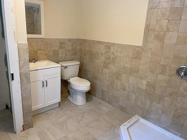 72 N Country Rd — Photo 7