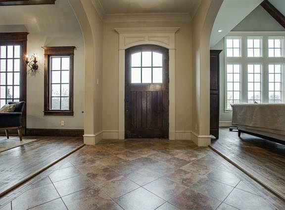 3rd image of 10536 Estancia Ct