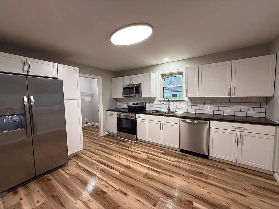 1st image of 519 Prince Albert Blvd