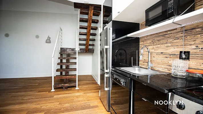 Rented by Nooklyn NYC LLC | media 19