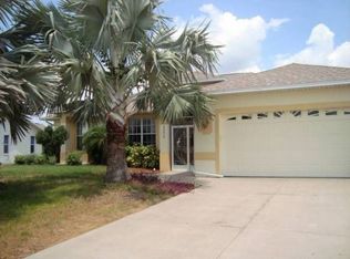 2570 Surfside Blvd, Cape Coral, FL 33914