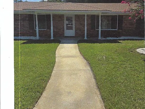 99 Camp Ln, Brunswick, GA 31525