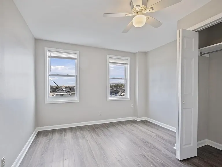3420 Leverton Ave — Photo 6