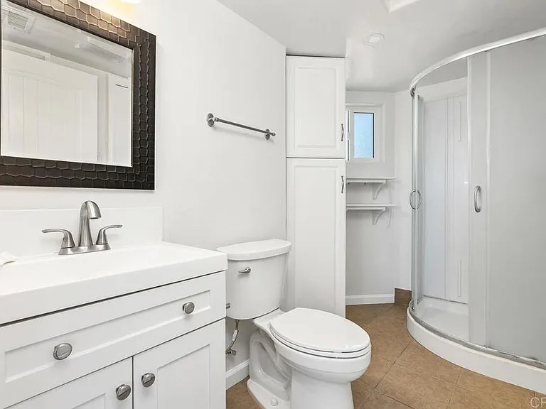 835 Barsby St #MAIN HOUSE — Photo 13