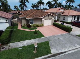 921 NW 132nd Ave W, Miami, FL 33182