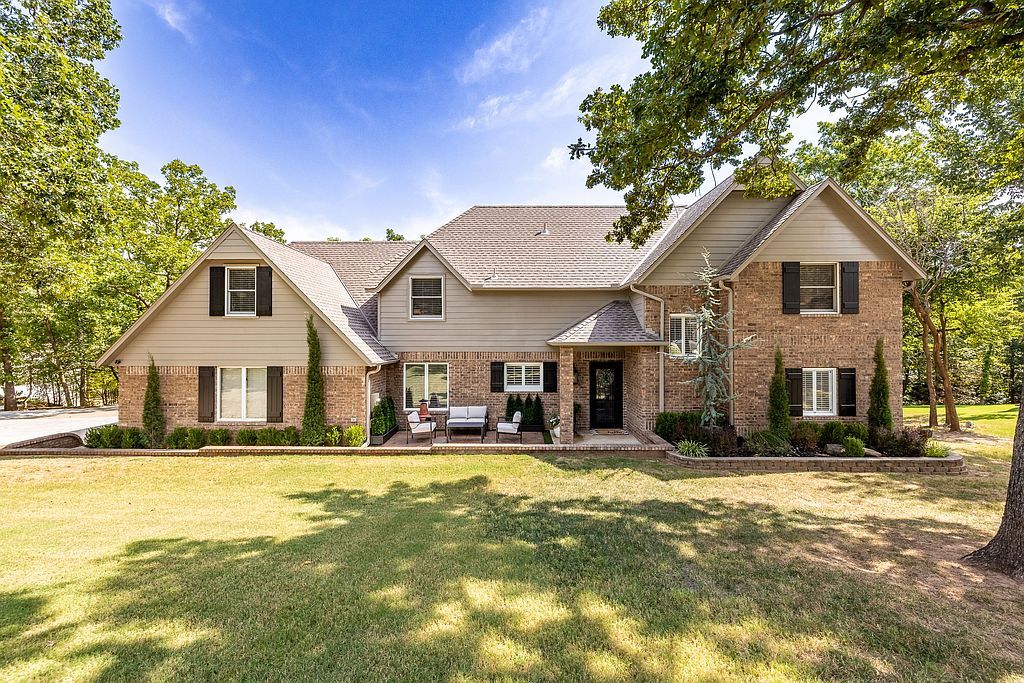 12123 Skyline Dr - Property Image
