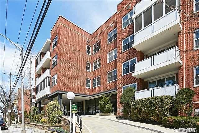 1st image of 1 Kensington #326
