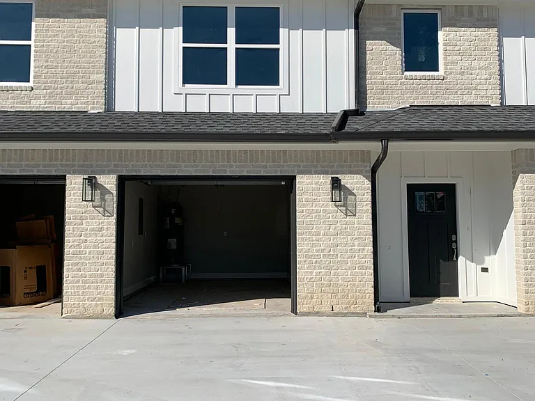 2373 Wise St #6 — Photo 9