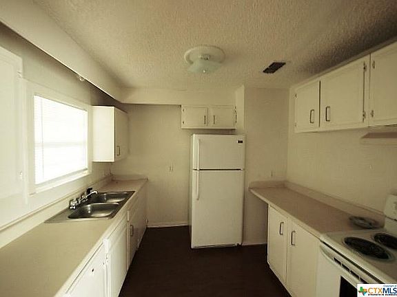 5th image of 1108 Gray Dr