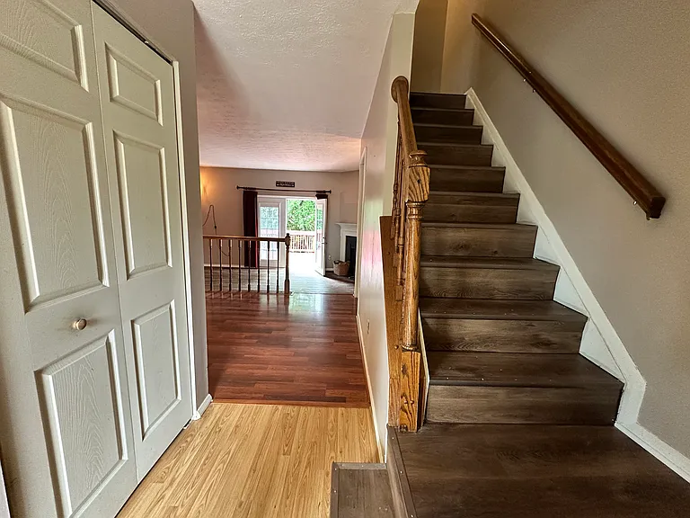 48 Stoneway Pl — Photo 34