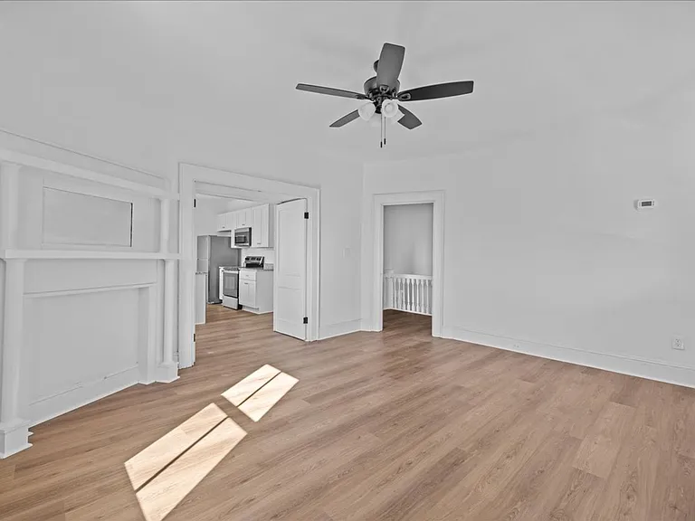 258 Maryland Ave — Photo 13