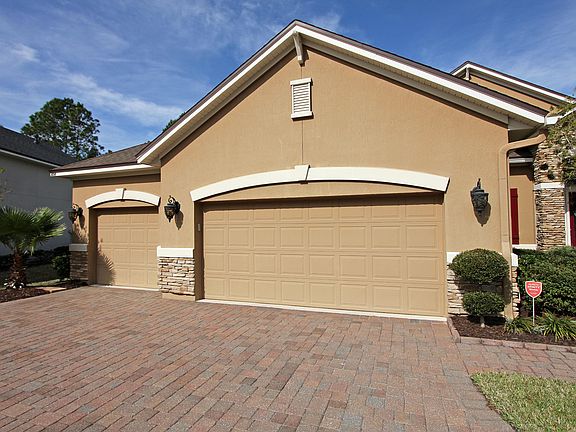3rd image of 424 Sierra Vista Ct