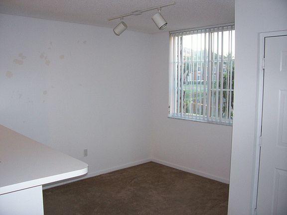 4th image of 7856 Sonoma Springs Cir APT 107